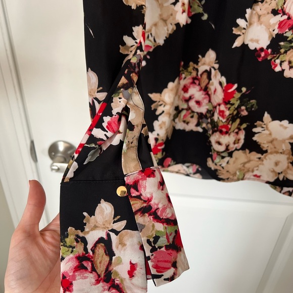 Calvin Klein Floral Blouse - Picture 3 of 6